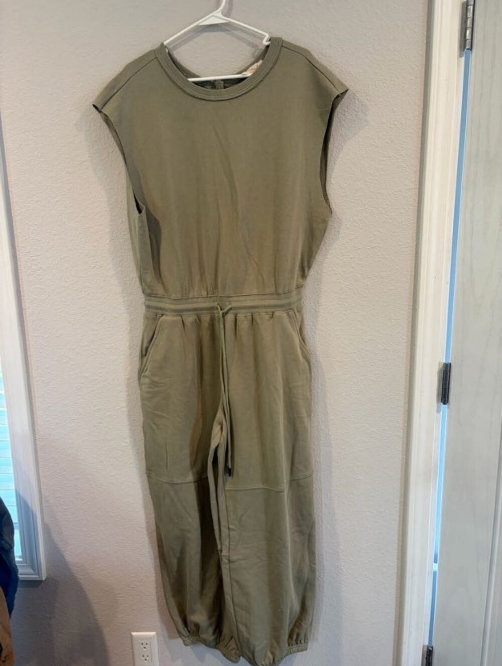 NWT LISTICLE Womens Casual Sage Green‎ Oversized Cotton Pocket Jumpsuit Size Med